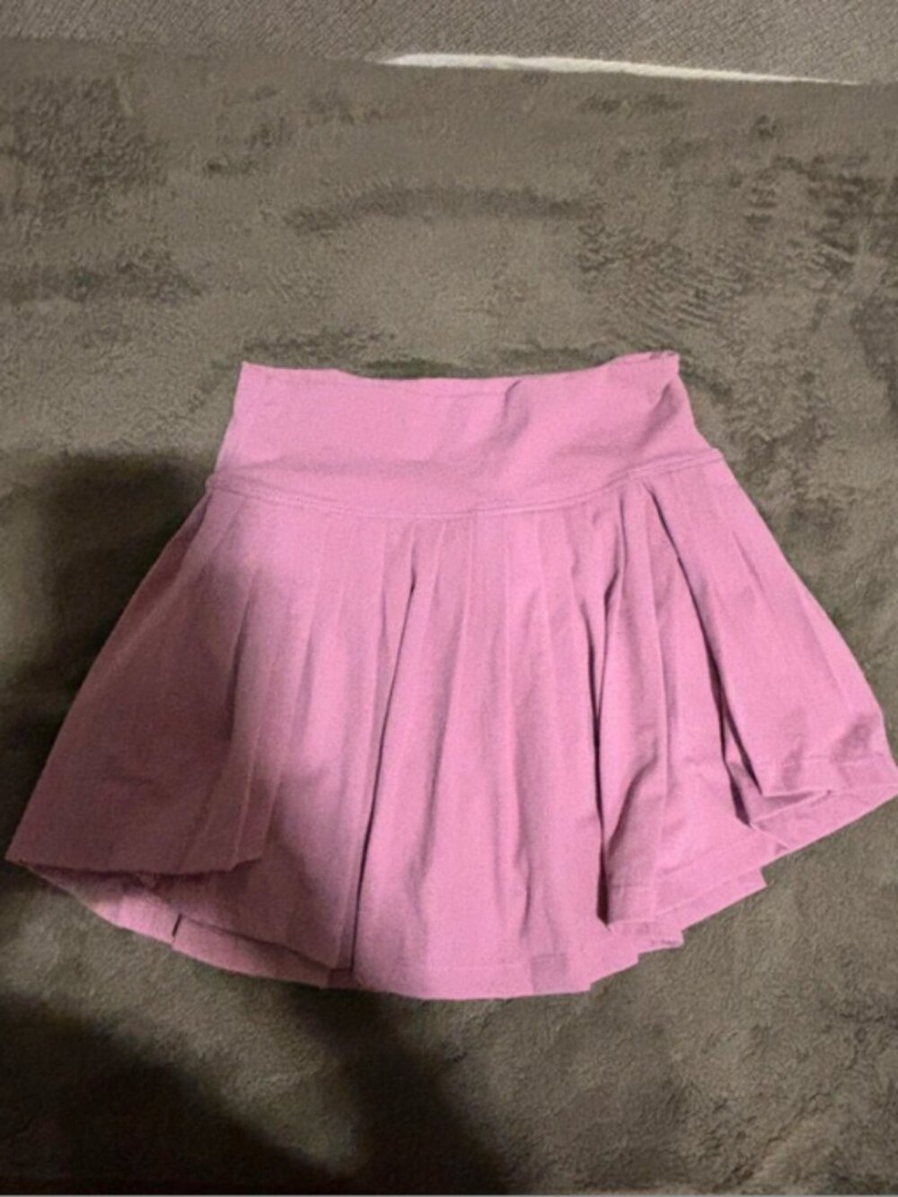 Goldhinge skirt